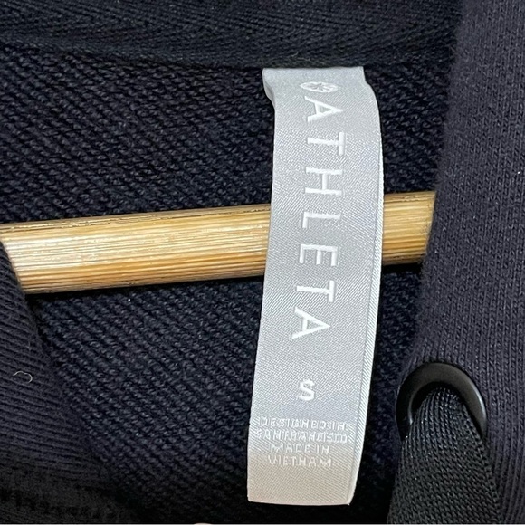 Athleta Black Yogi High Hooded Sweatshirt Size Small Women - Picture 8 of 10